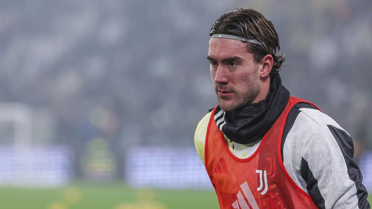 Dusan Vlahovic con la camiseta de la Juventus