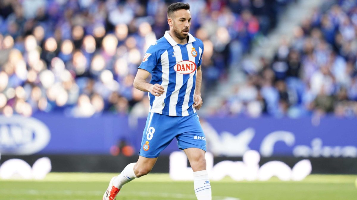 Edu Expósito during a match with Espanyol
