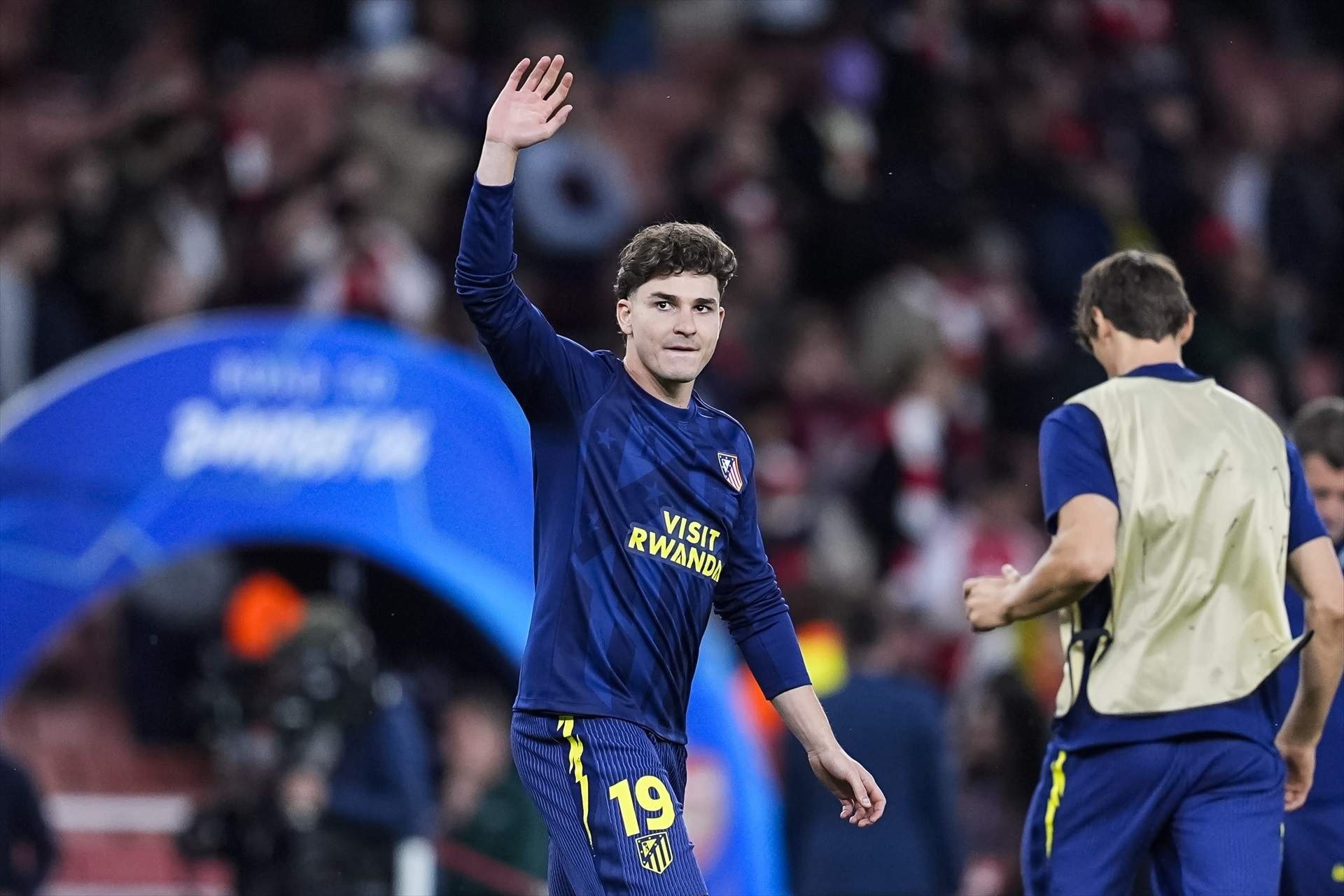 El Arsenal aprieta por Julián