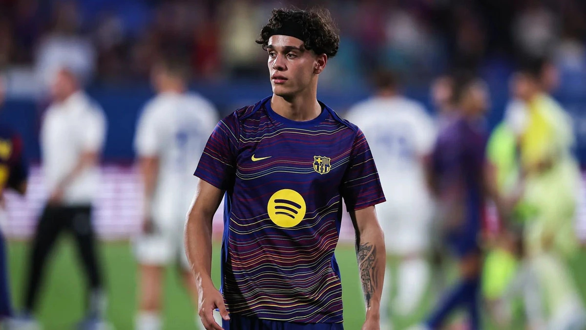El Barcelona planea vender a Héctor Fort