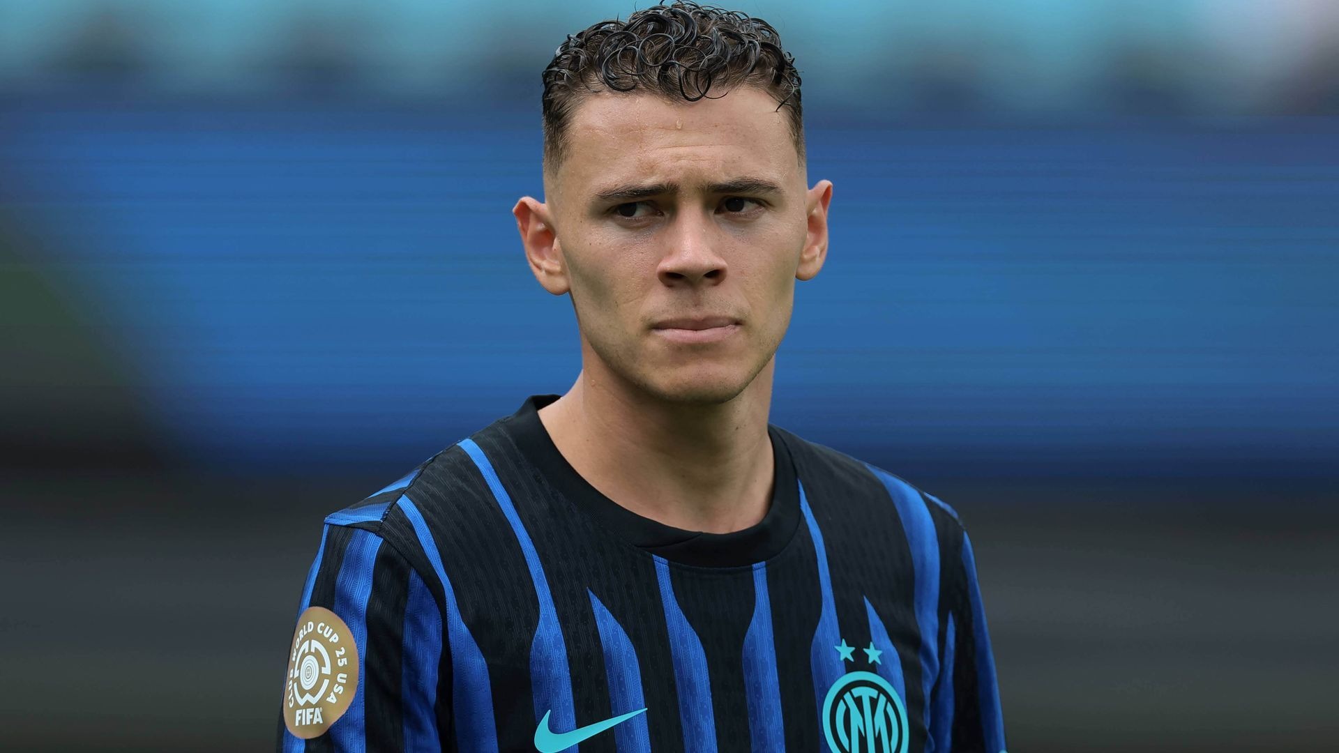 El Girona quiere fichar a Kristjan Asllani