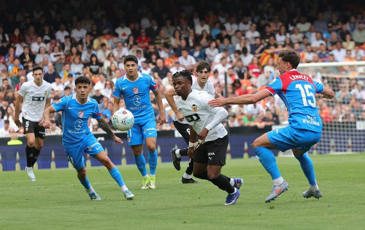 El Valencia no olvida a Ramazani