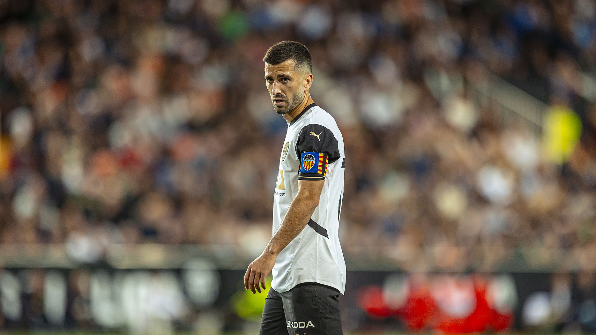 El Valencia sigue en sus trece con Gayà