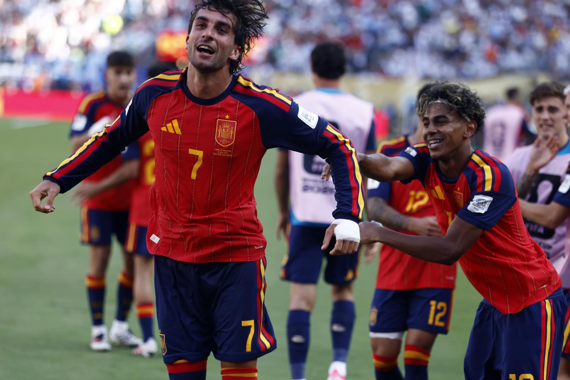 Ferran Torres se complica para el Barcelona