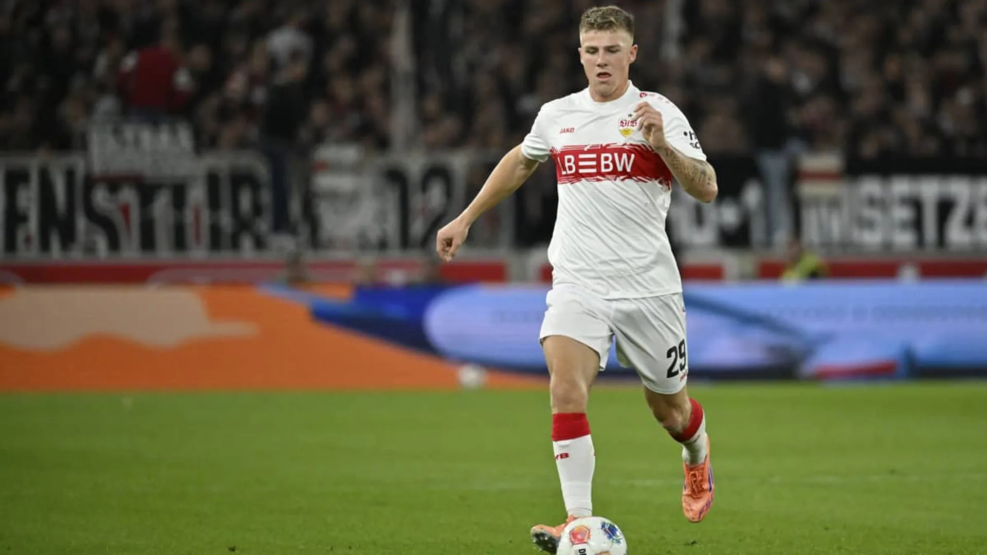 Nueva guerra entre el Real Madrid y el Barcelona por Finn Jeltsch