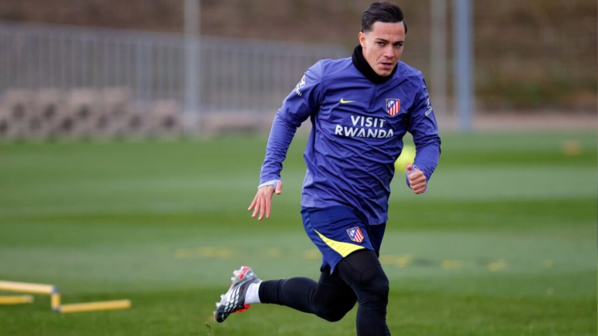 Giacomo Raspadori durante un entrenamiento con el Atlético de Madrid
