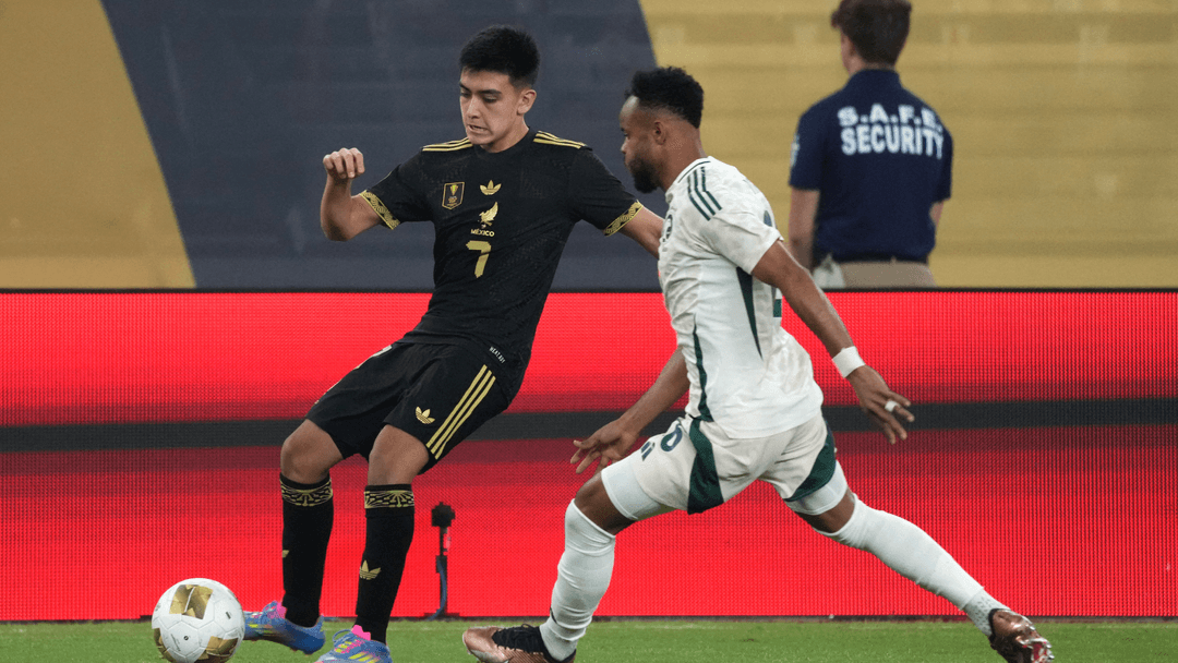 Gilberto con la Selección de Mexico