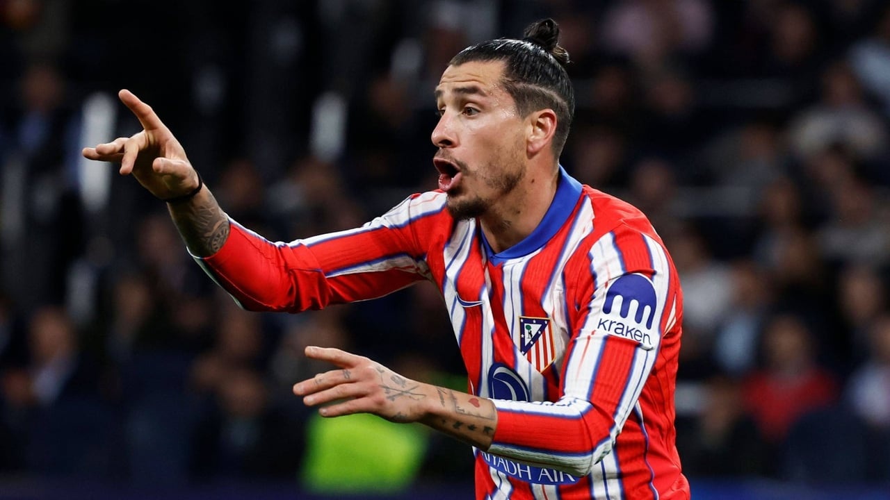 Giménez sobra en el Atlético