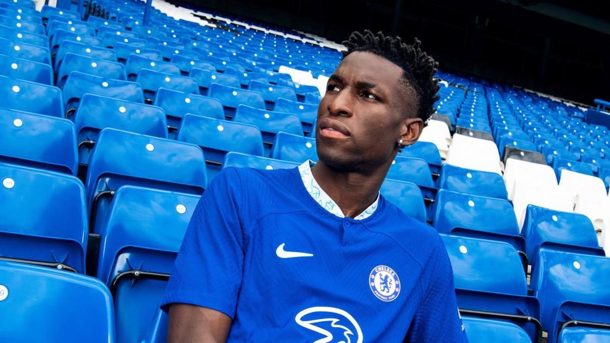 Nicolas Jackson durante su presentación con el Chelsea