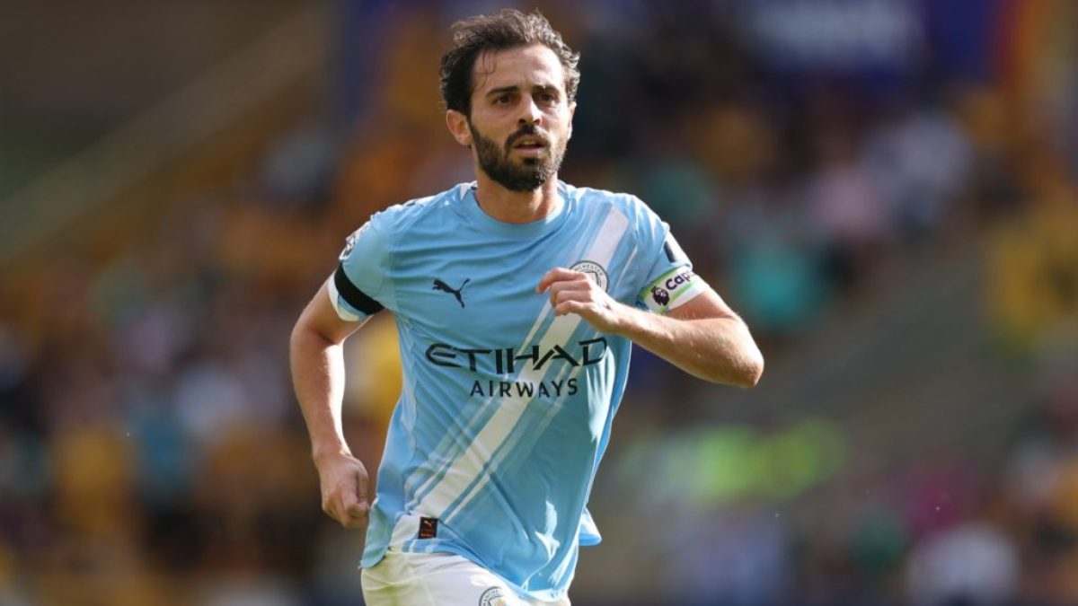 Bernardo Silva during a match with Manchester City