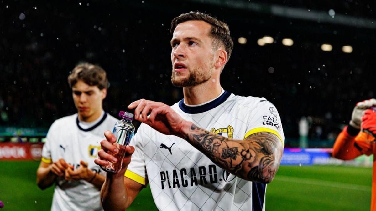 Justin Haas, Corberán's request to Valencia