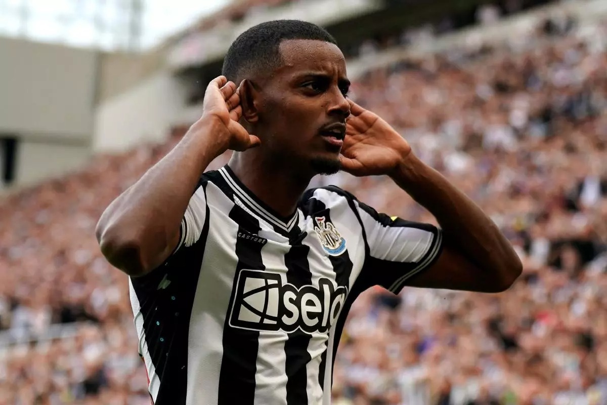 Isak confirms he doesn't want to continue at Newcastle