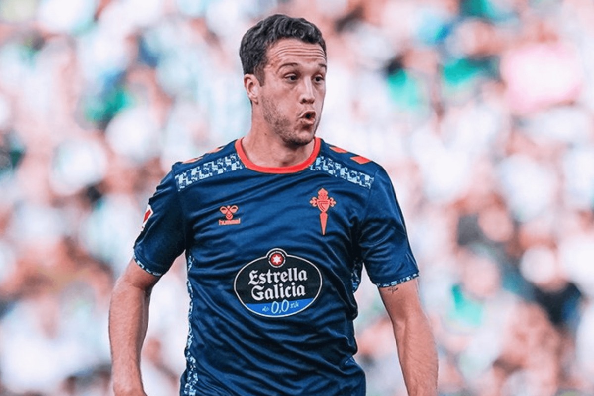 Javier Manquillo, Valencia's Free Target