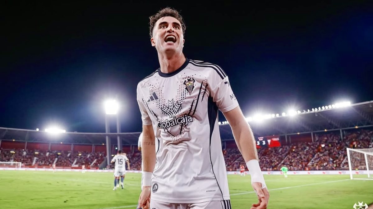 Jon Morcillo celebrates a goal scored with Albacete
