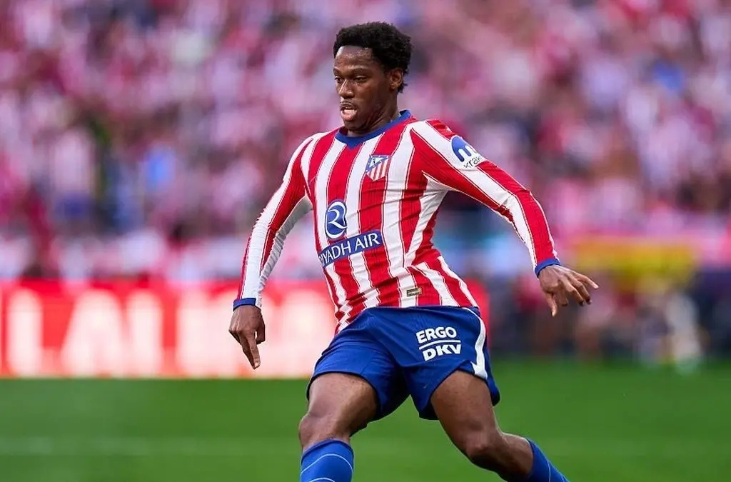 Jonathan David, motivo de disputa entre Juve y Atlético