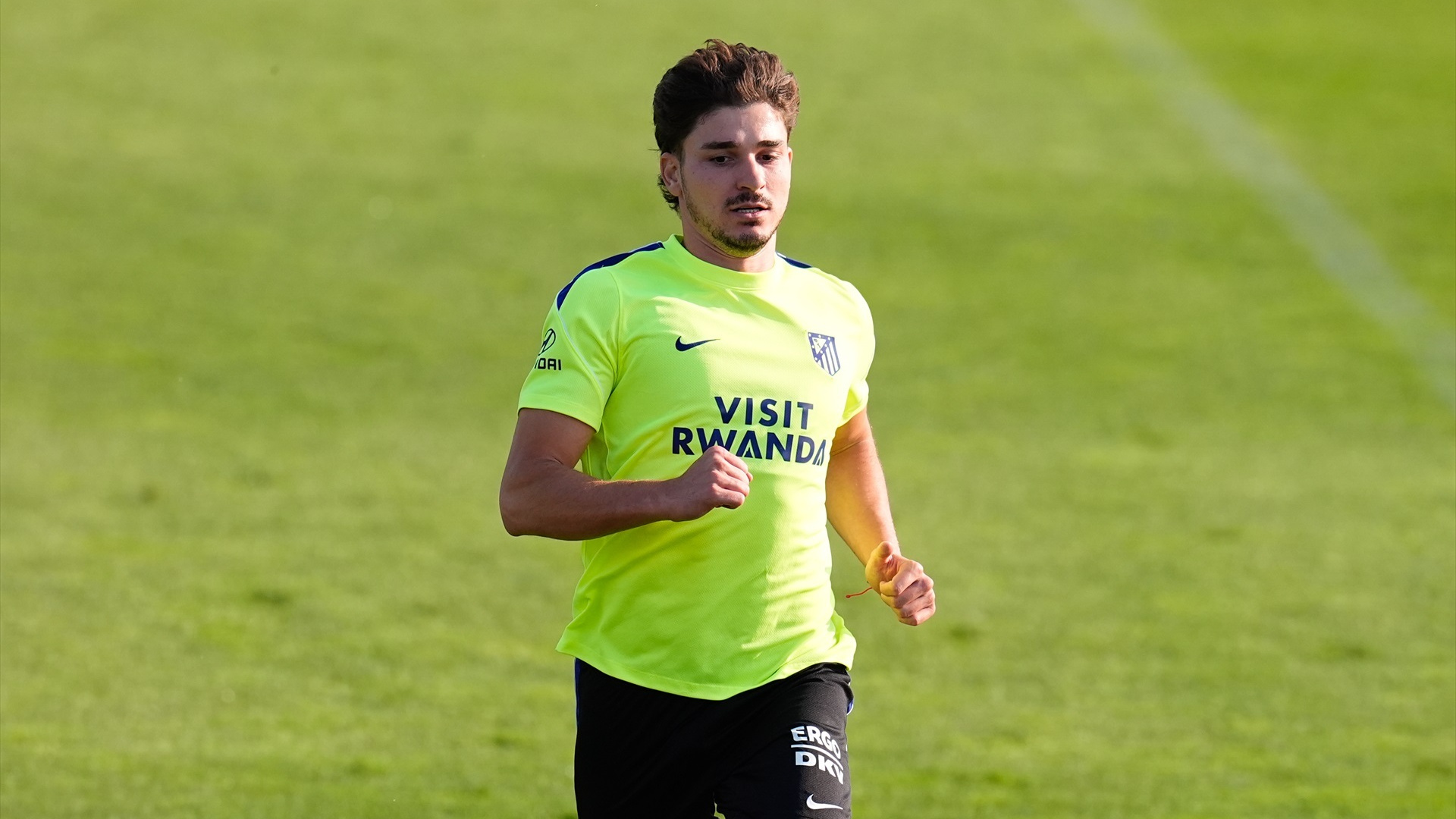 Julián Álvarez sigue sin entrenar con el Atlético
