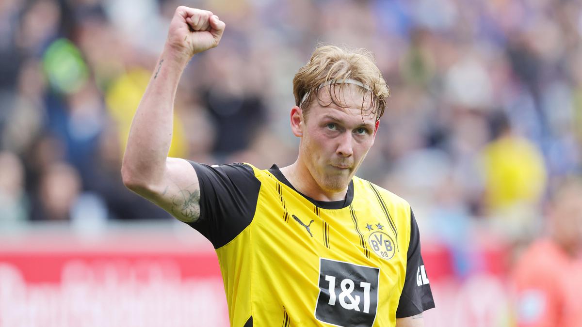 Julian Brandt celebra un gol del Borussia Dortmund