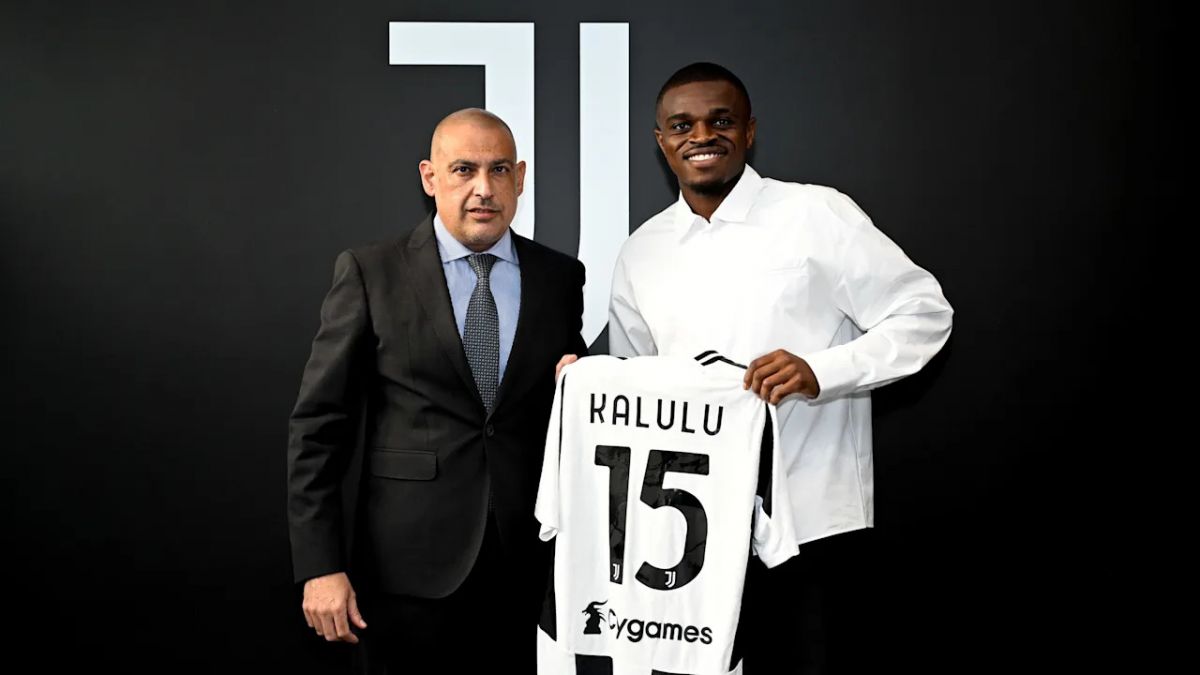 Pierre Kalulu during his presentation with Juventus