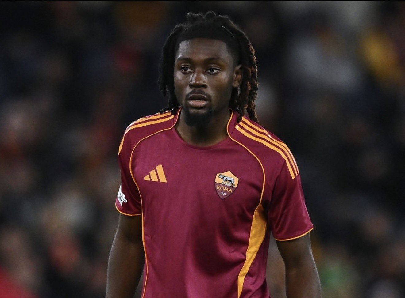 El Real Madrid se interesa en el fichaje de Manu Koné, mediocampista de la Roma