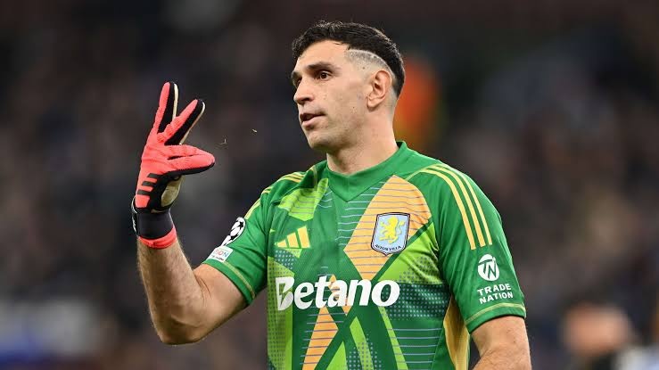 La Juventus tantea al Dibu Martínez