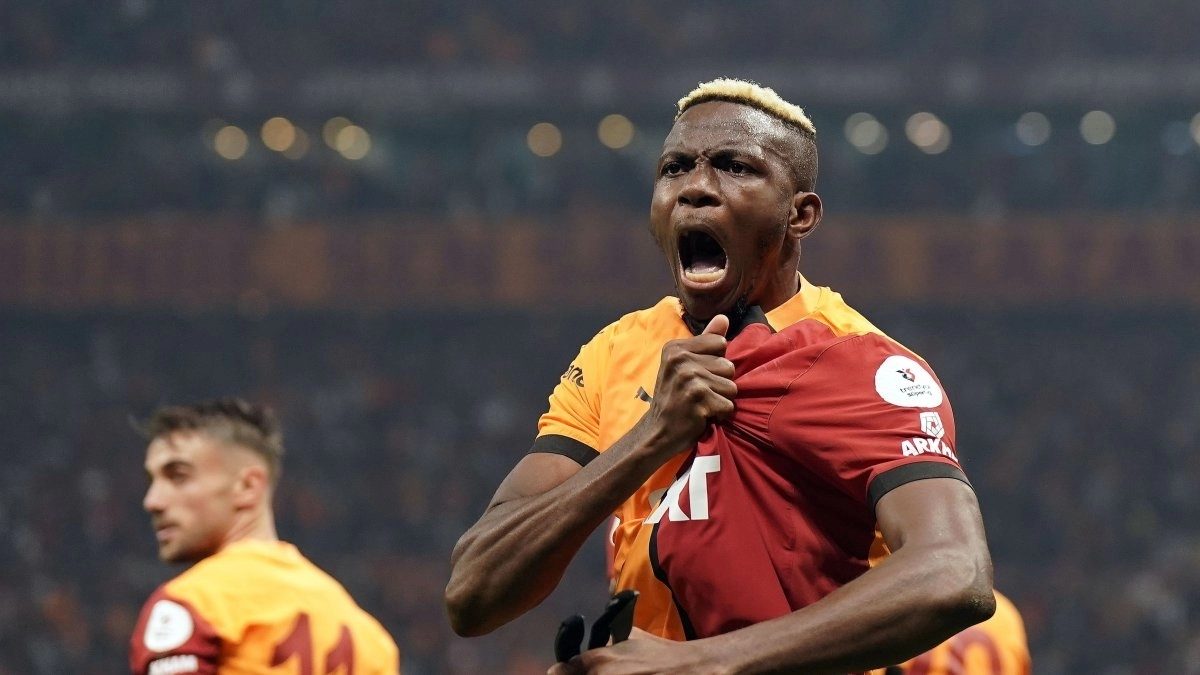 Victor Osimhen celebrating a goal scored with Galatasaray
