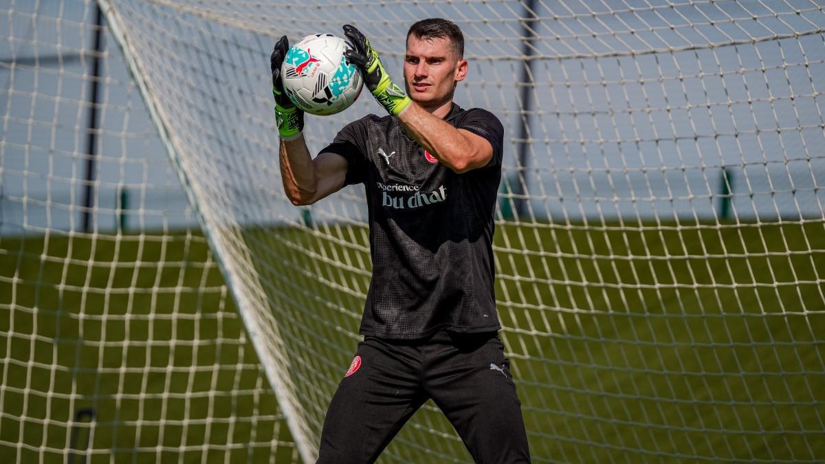 Livakovic, cerca de fichar por el Barcelona