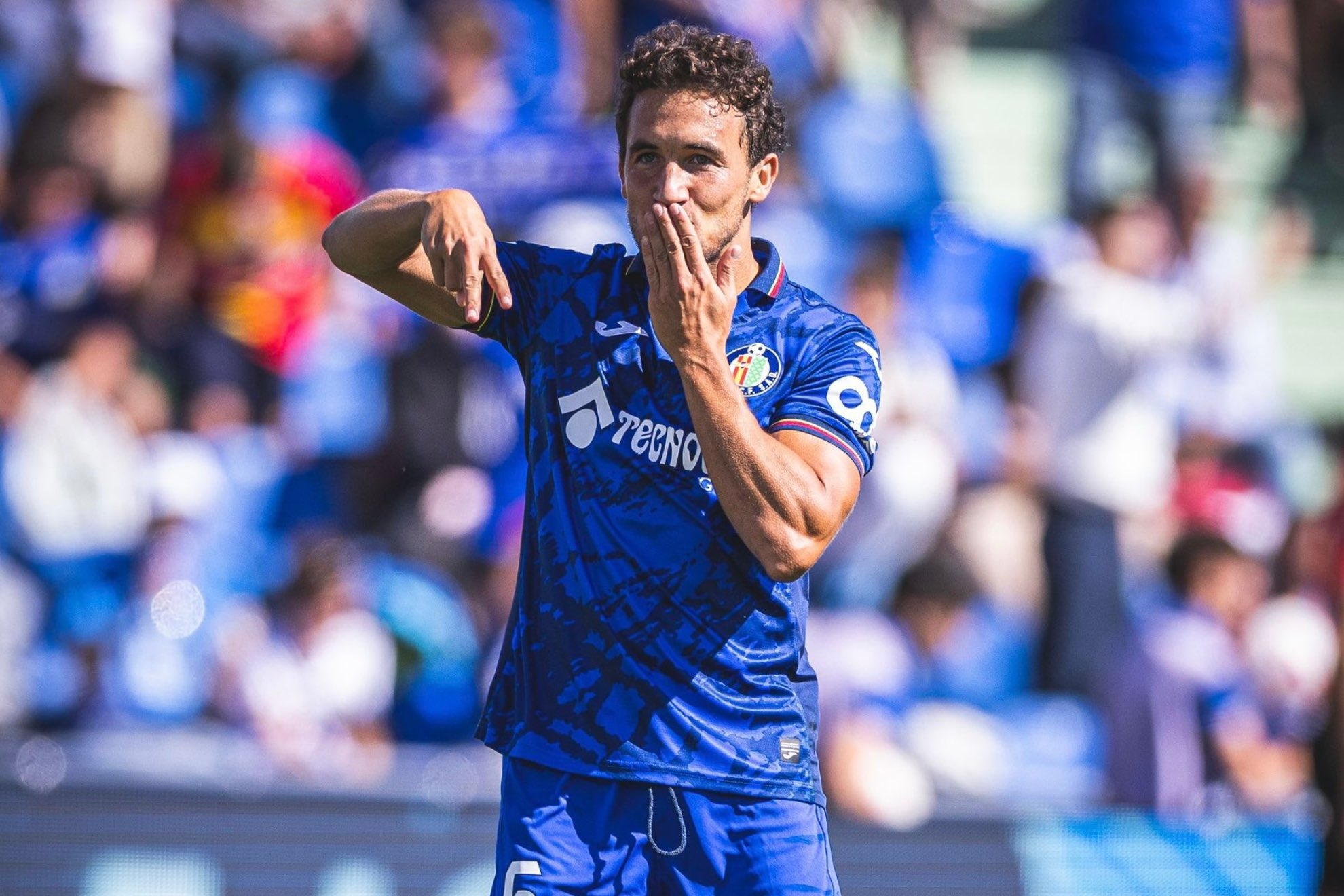 El Villarreal acelera para cerrar 2 fichajes