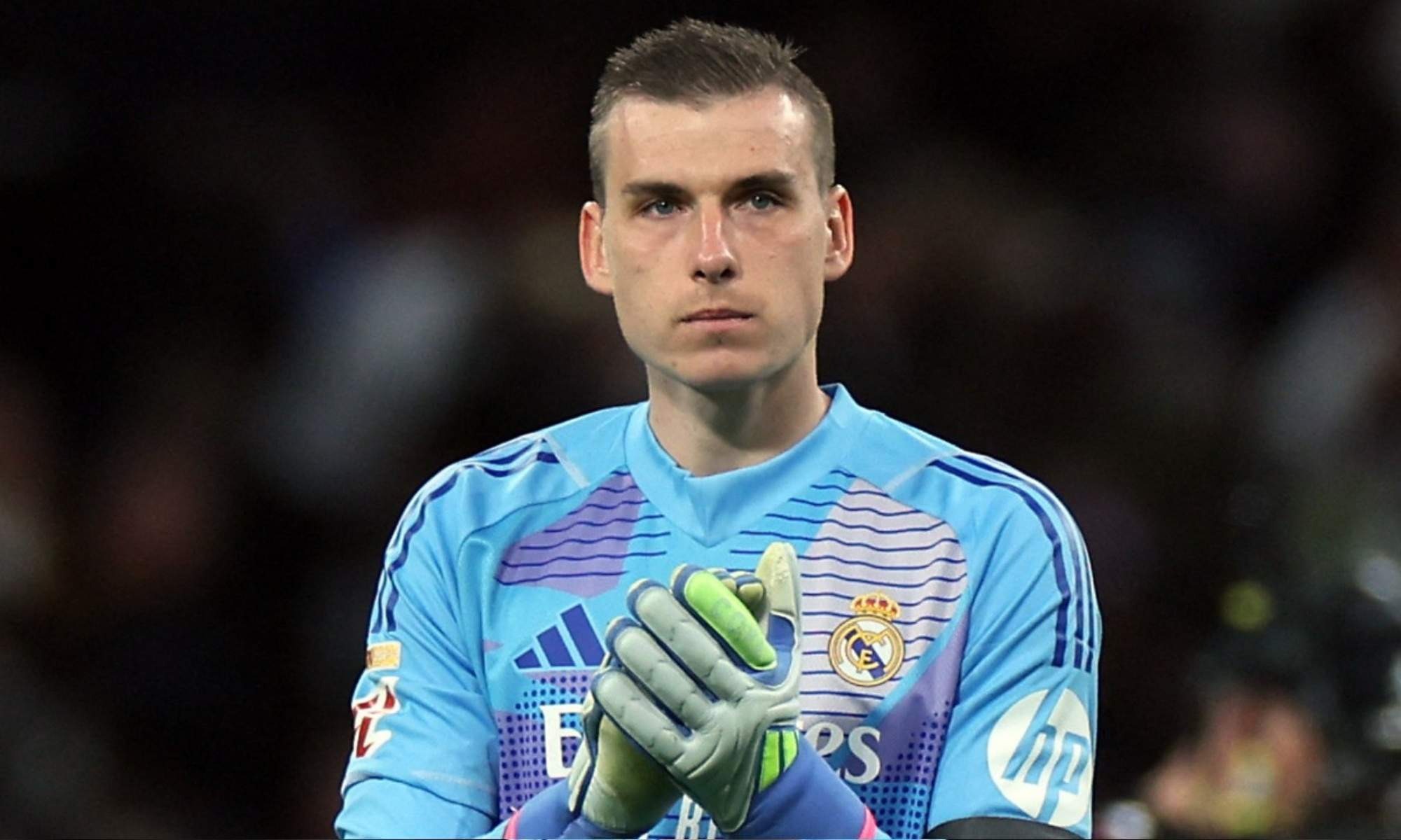 Lunin negocia su salida del Real Madrid