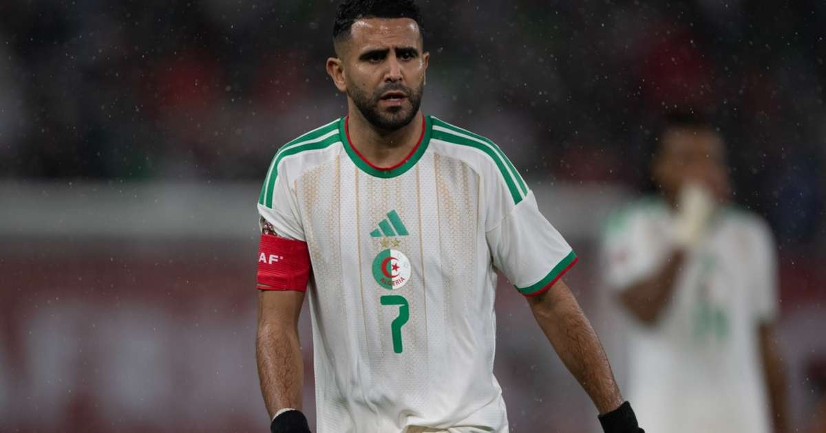 Mahrez, ante un futuro muy complicado