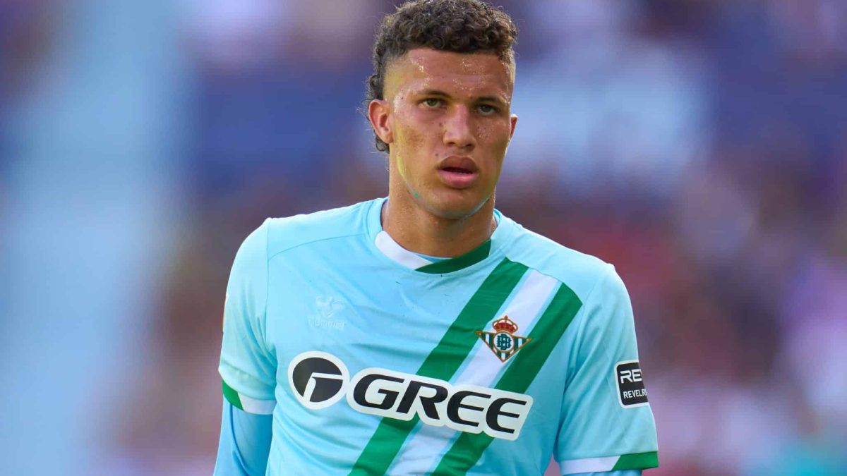 Nelson Deossa durante un partido con el Real Betis