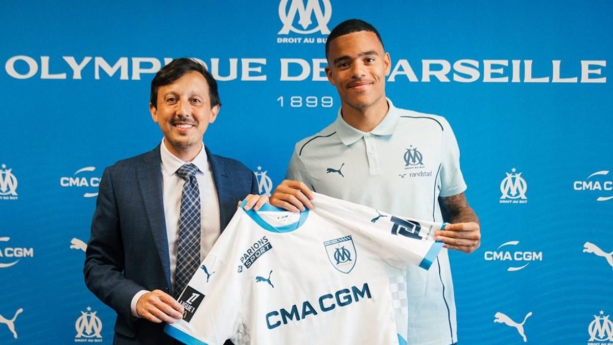Mason Greenwood en la presentación con el Olympique de Marsella