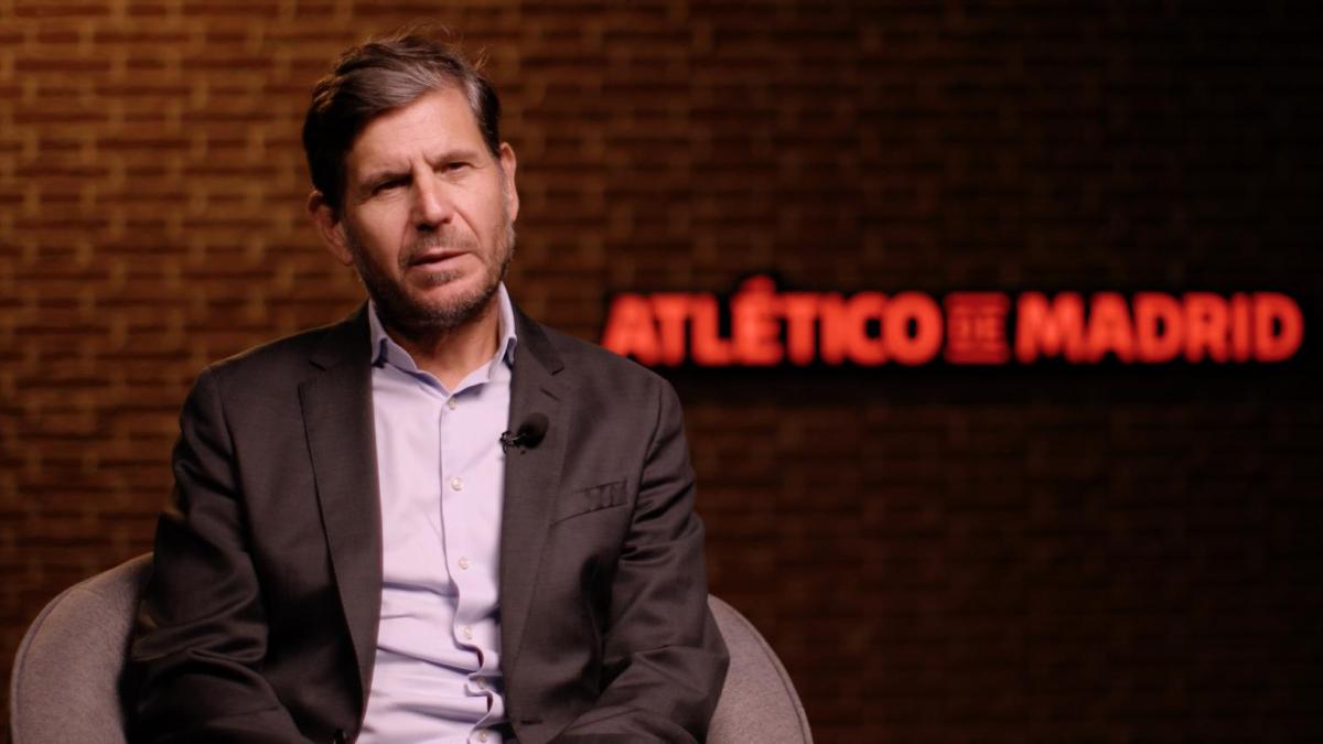 Mateu Alemany rastrea el mercado de laterales zurdos / Instagram