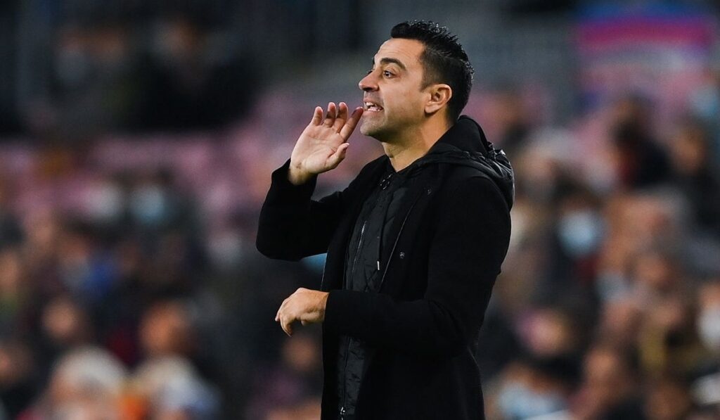 El Milán ofrece su banquillo a Xavi