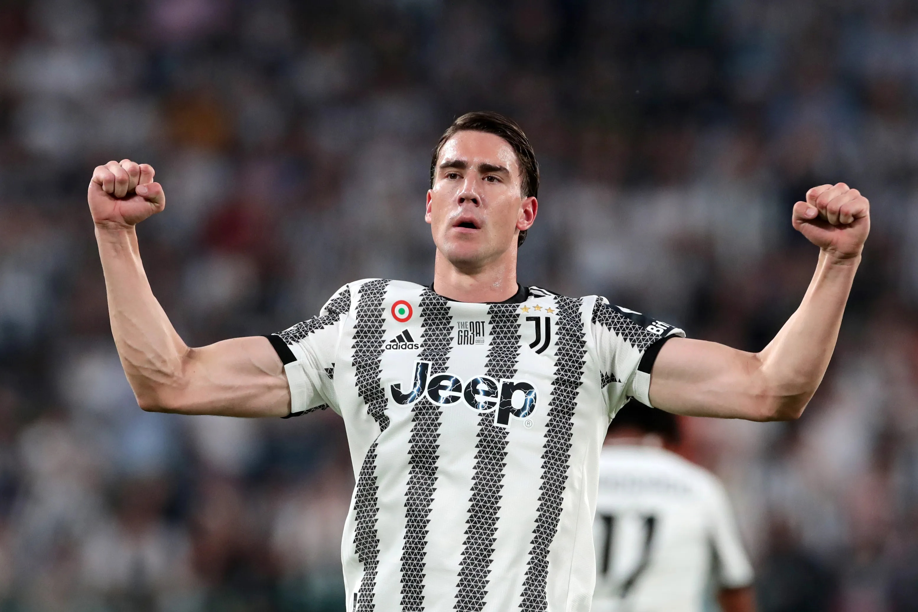 Mourinho pide fichar a Vlahovic