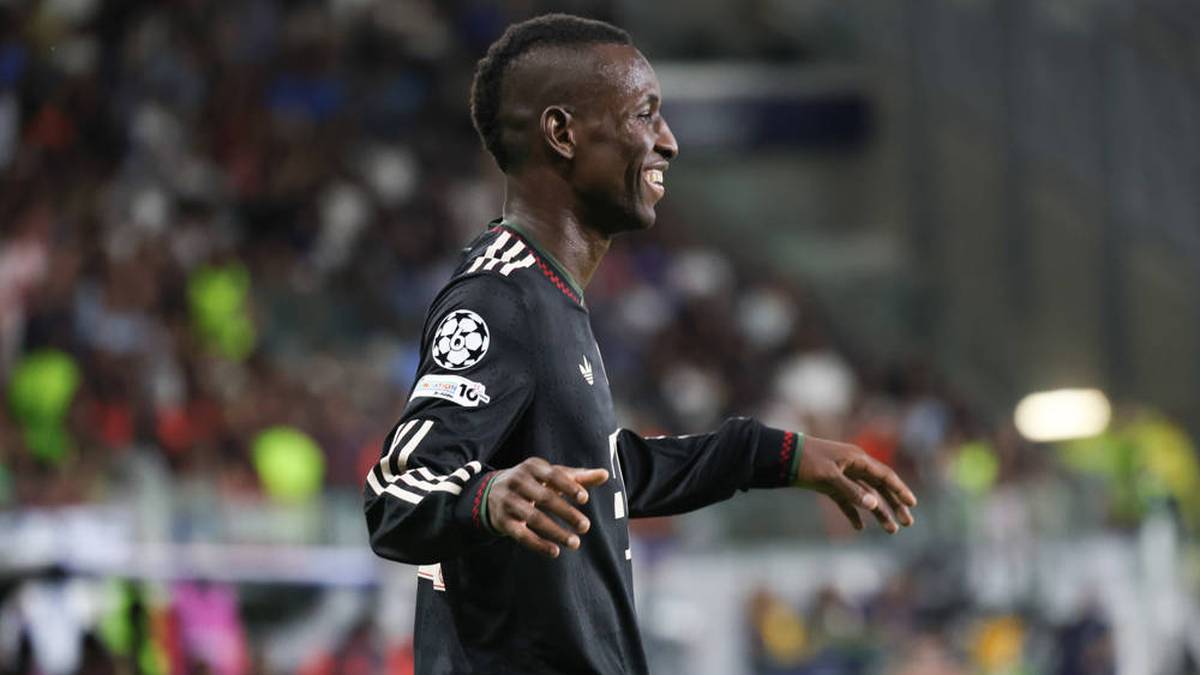 Nicolas Jackson celebra un gol con el Bayern de Múnich