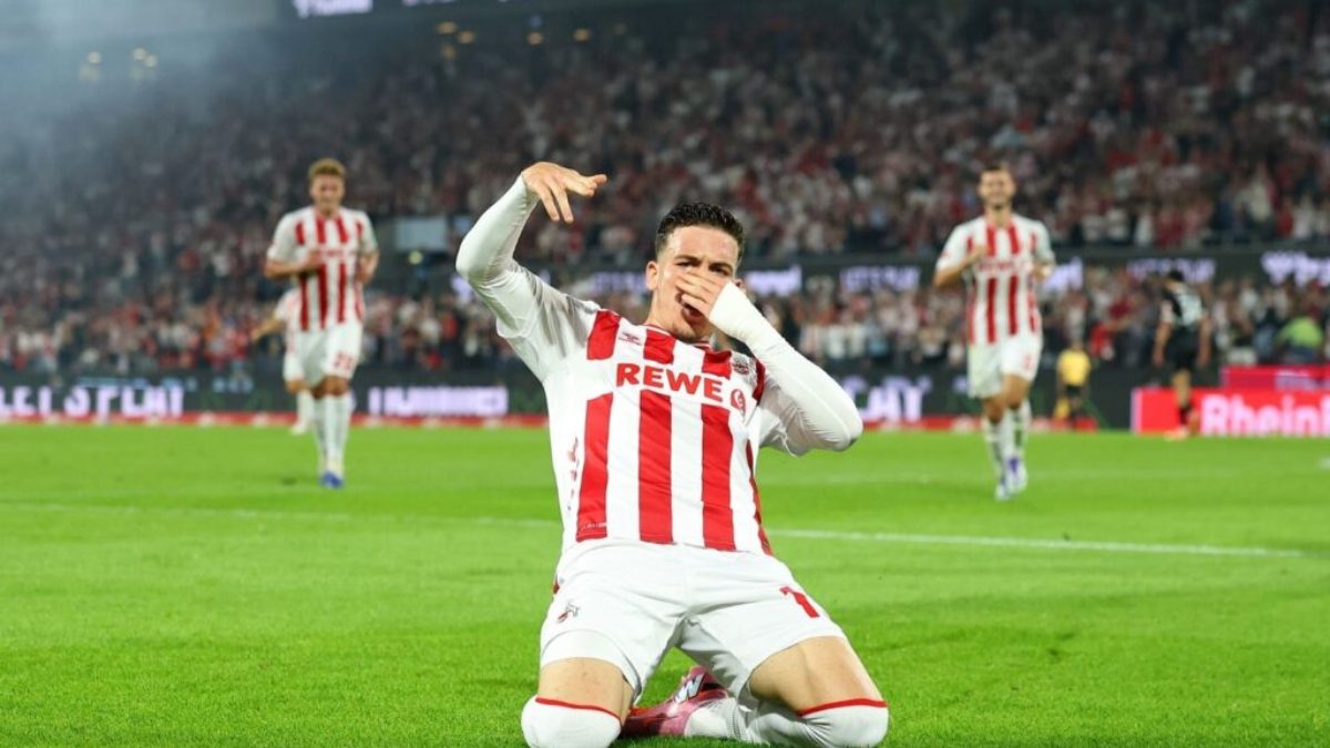 Said El Mala celebra un gol anotado con el Koln