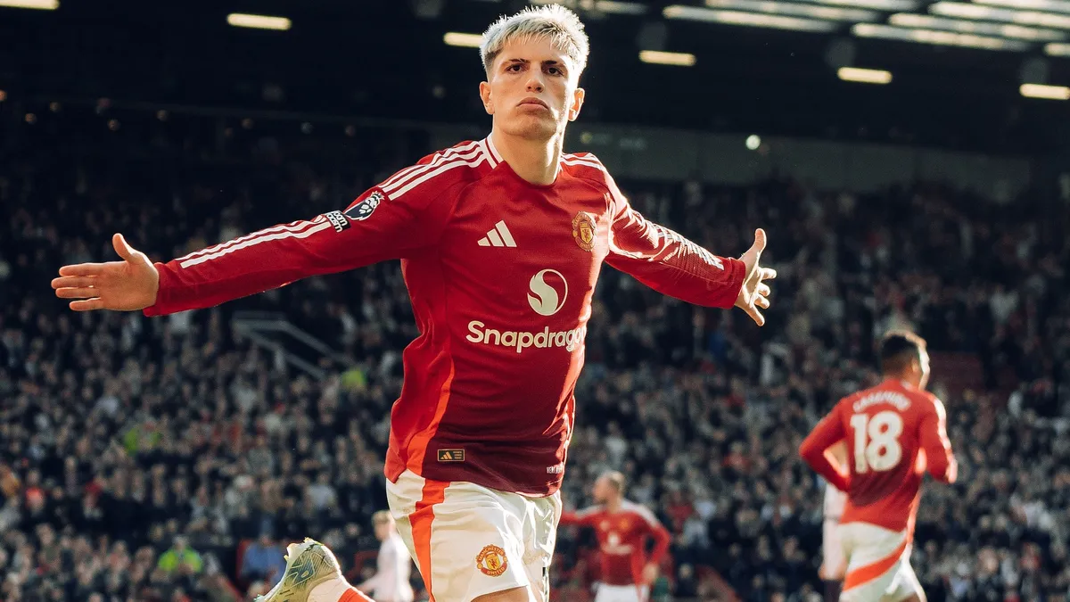 Alejandro Garnacho celebra un gol con el Manchester United