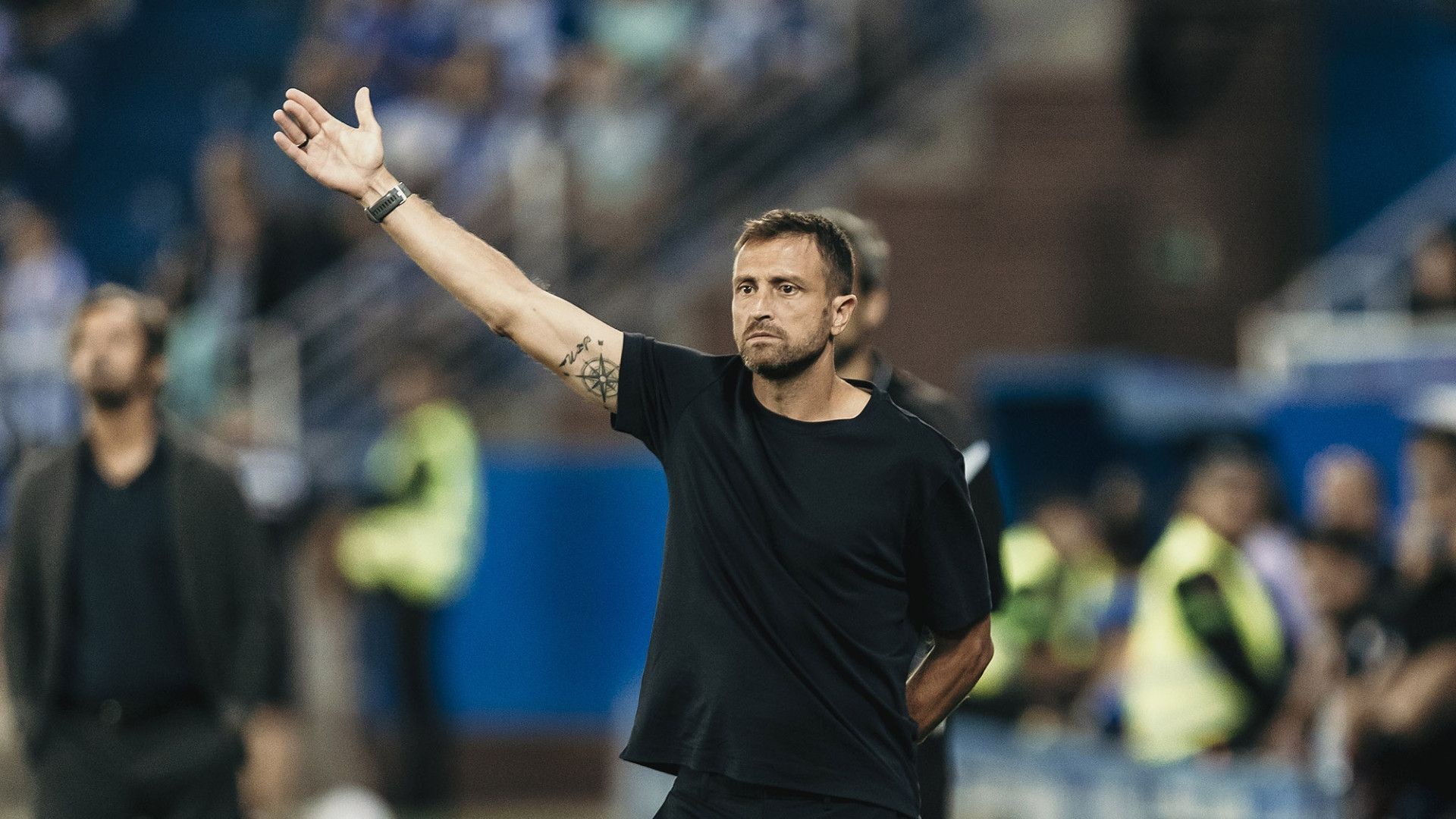 Óscar Sánchez cambia al Valencia