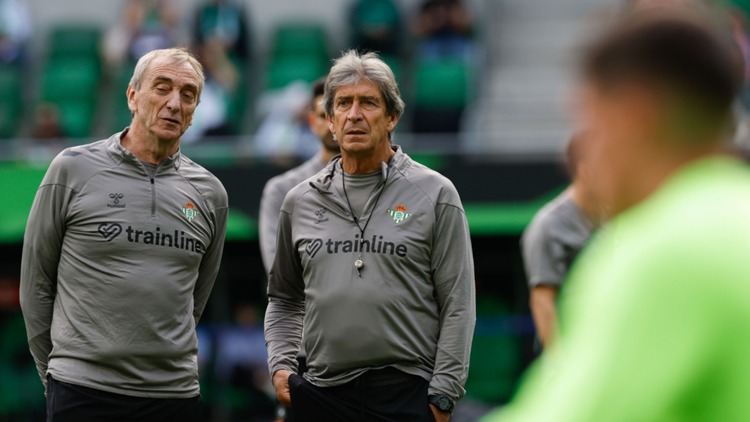 Pellegrini sigue sin hablar de su renovación por el Betis