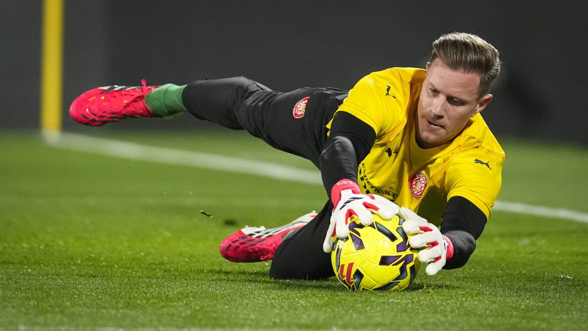 Marc-André ter Stegen durante un calentamiento con el Girona