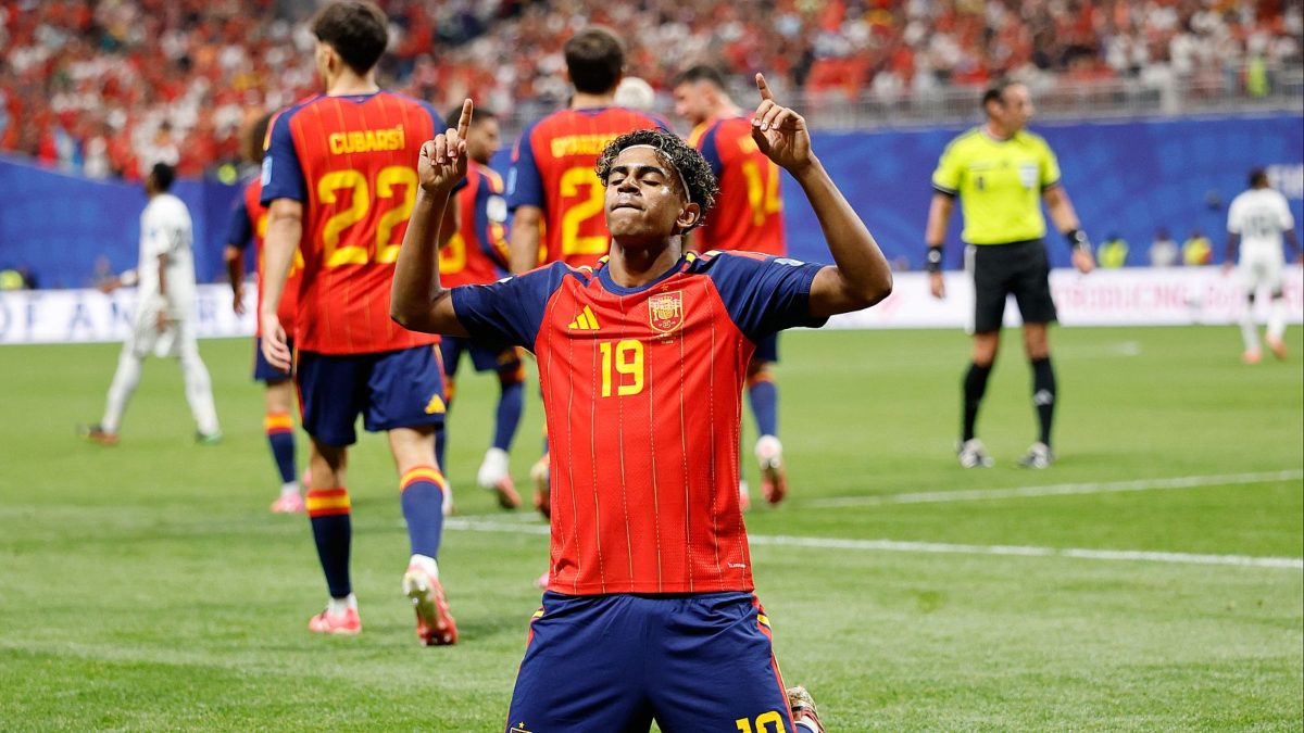 Lamine Yamal celebra un gol anotado en el España - Arabia Saudí del Mundial