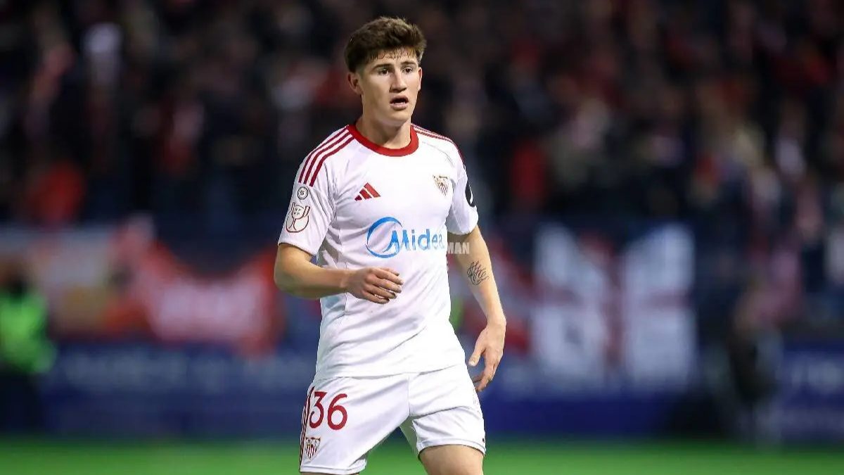 Oso durante un partido con el Sevilla