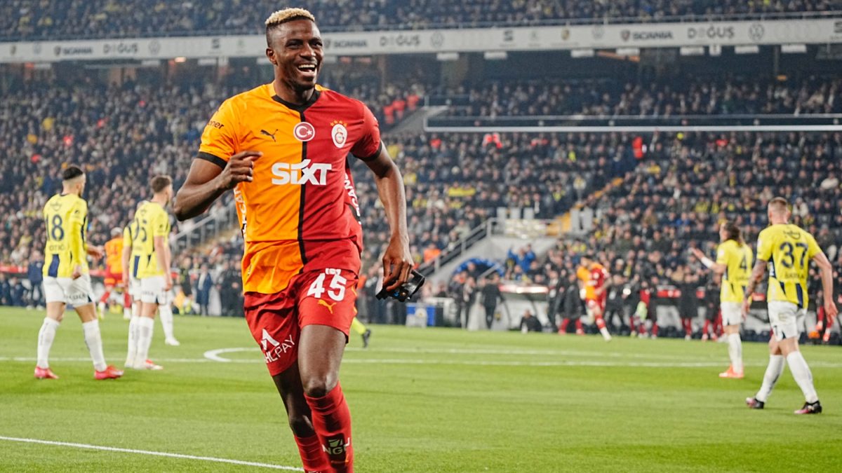 Victor Osimhen celebra un gol anotado con el Galatasaray