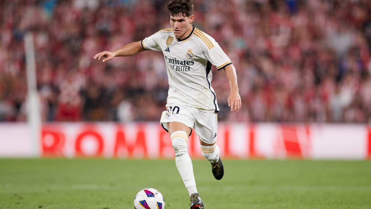 Fran García durante un partido con el Real Madrid