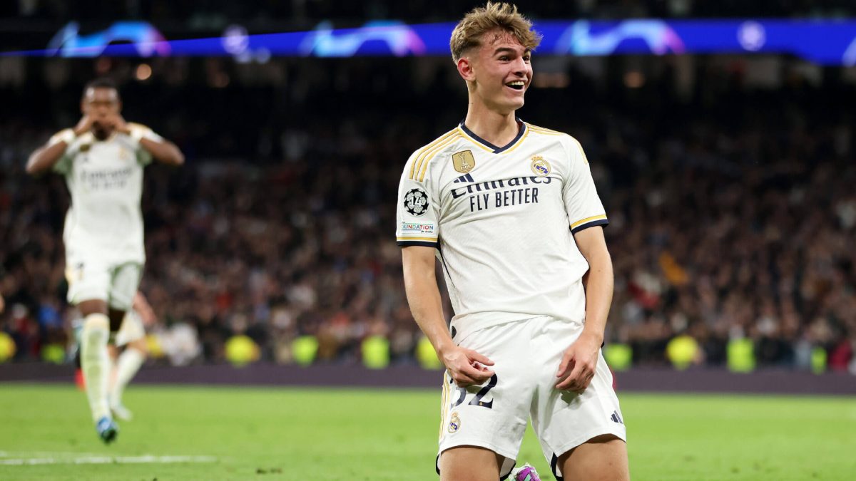 Nico Paz celebrates a goal scored with Real Madrid