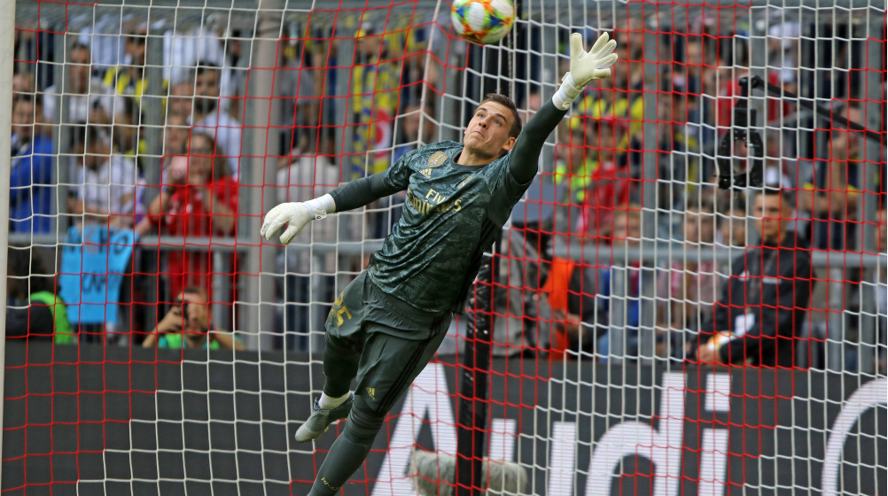 Real Madrid escucha ofertas por Lunin