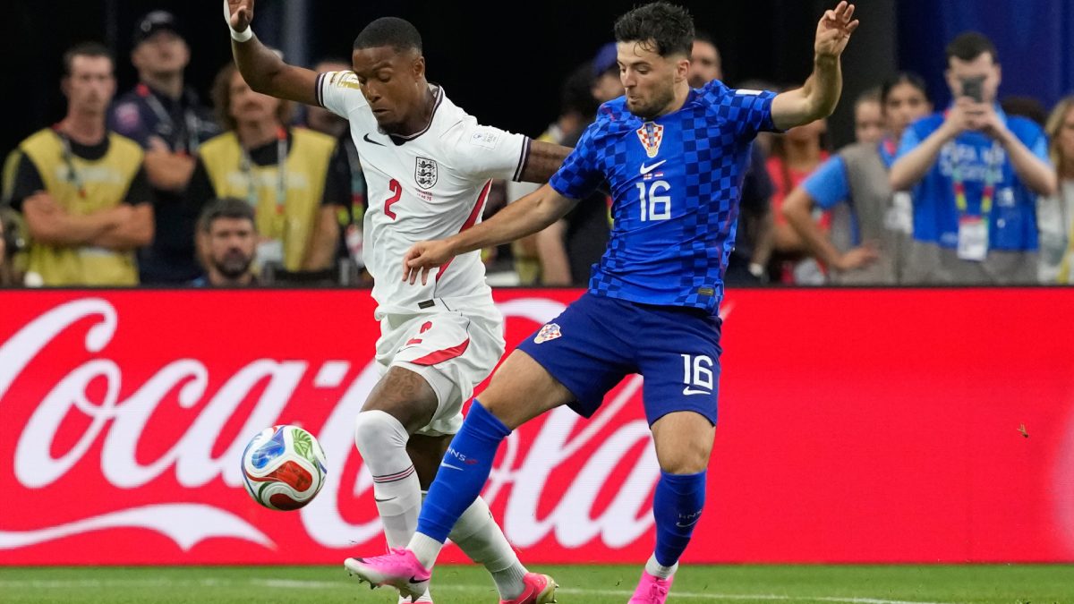 Martin Baturina durante el Inglaterra - Croacia del Mundial