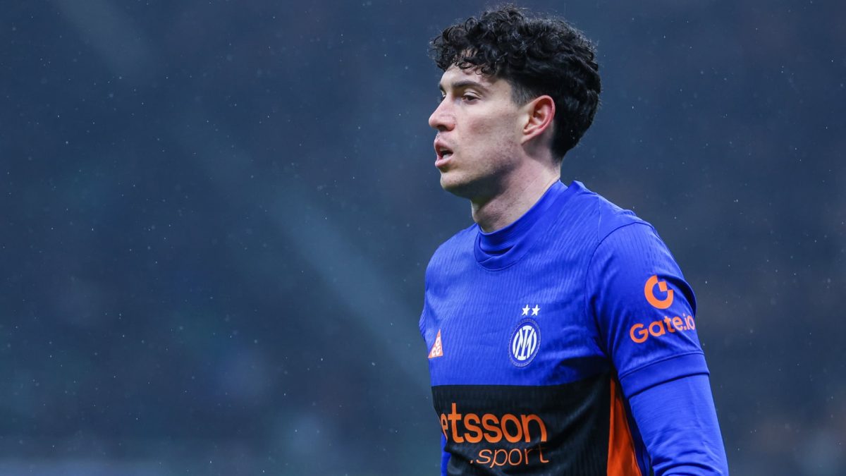 Alessandro Bastoni antes de un partido con el Inter de Milán