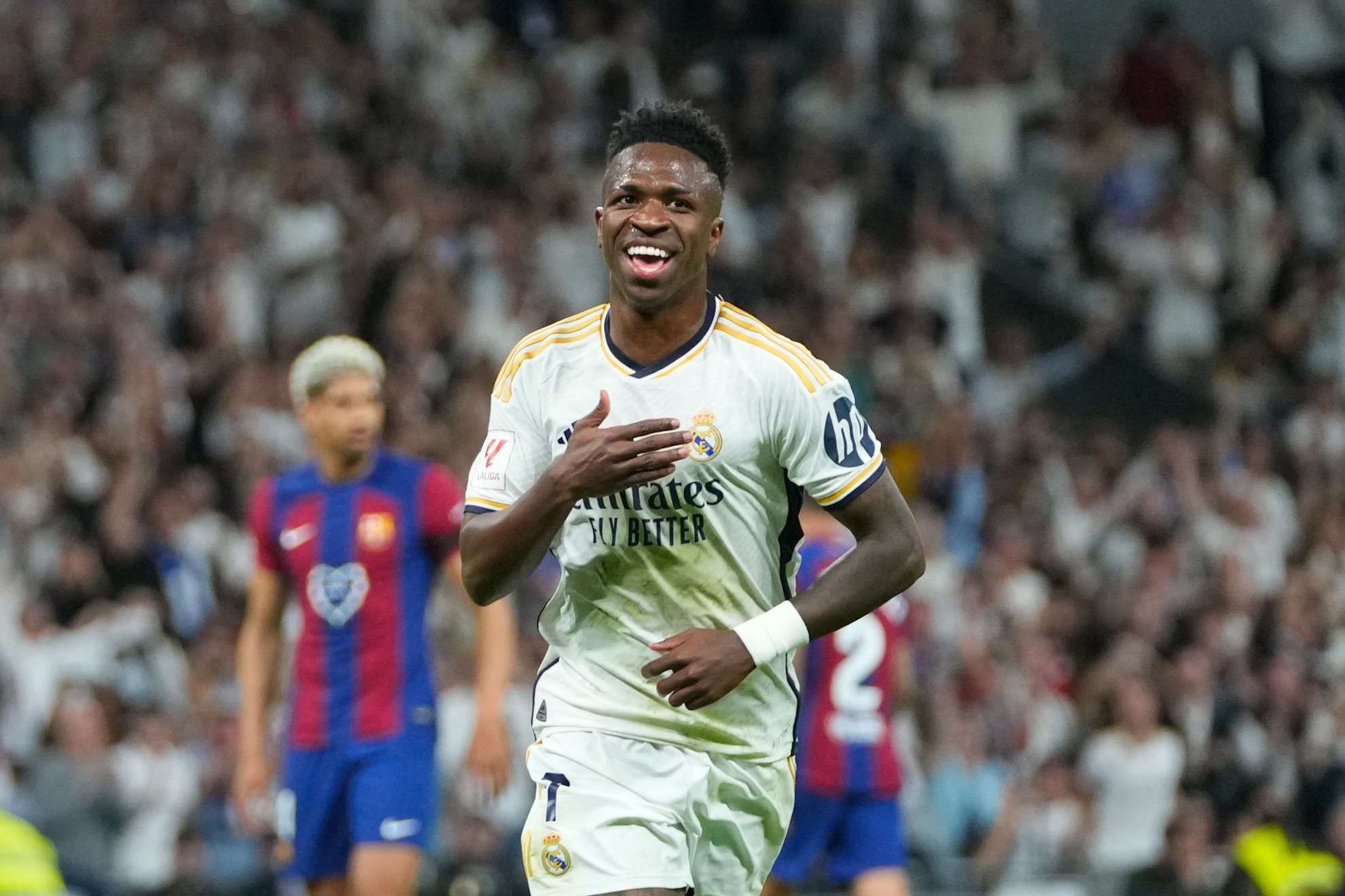 Ronaldo convence a Vinicius para seguir en el Real Madrid