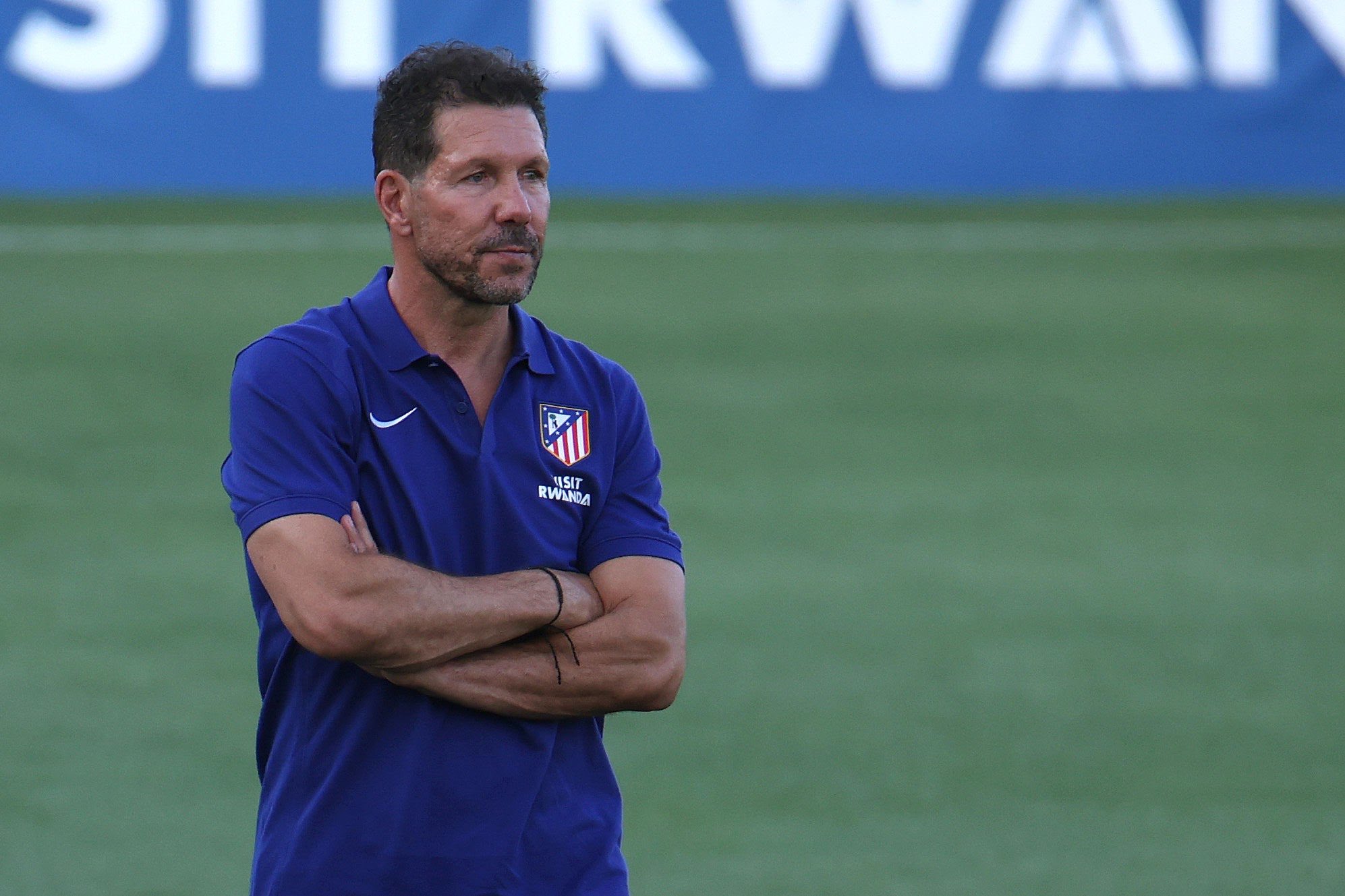 La escasez de laterales condiciona los planes de Diego Pablo Simeone